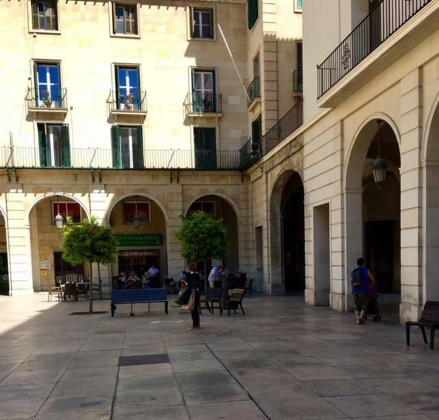 Cozy Apartment City Hall Alicante Extérieur photo