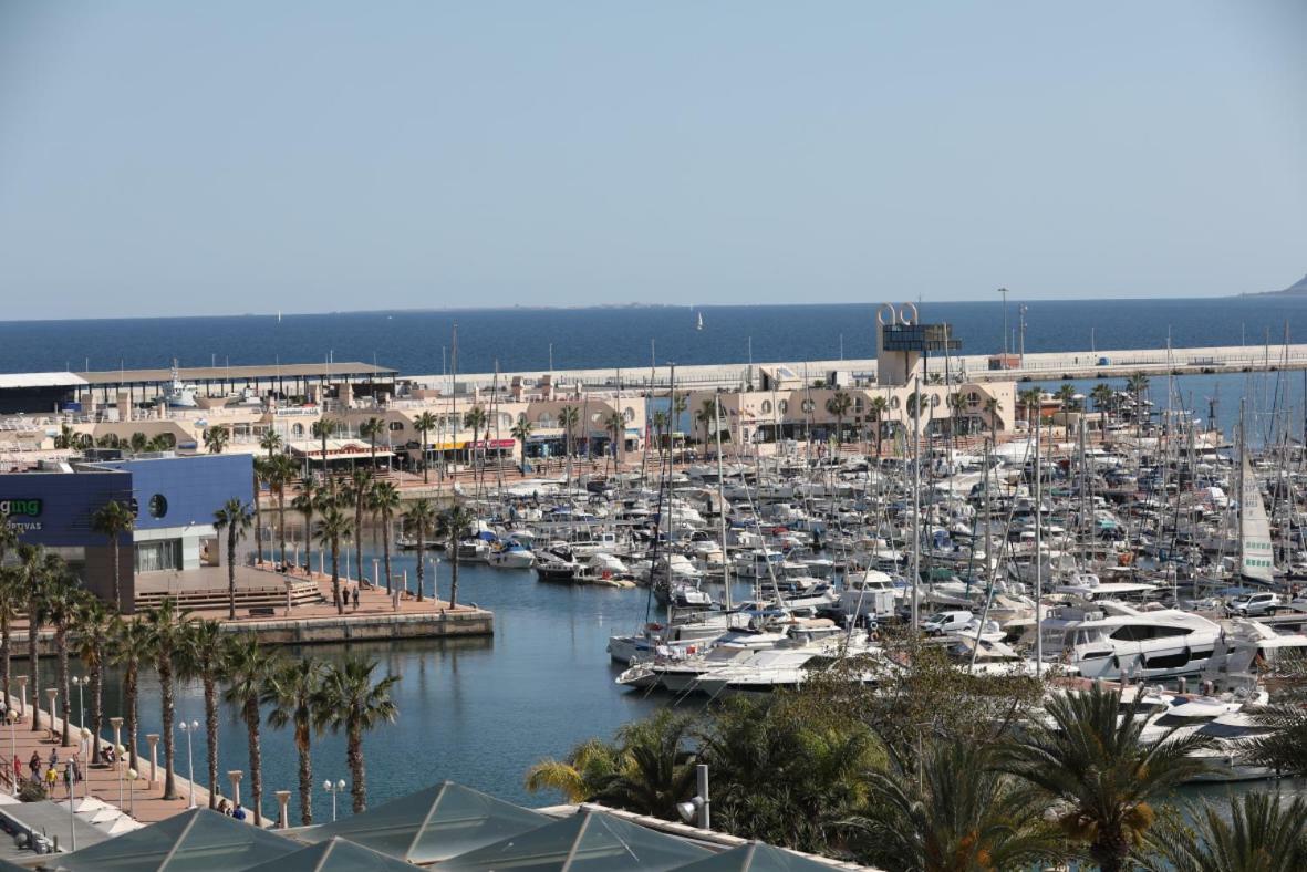Cozy Apartment City Hall Alicante Extérieur photo